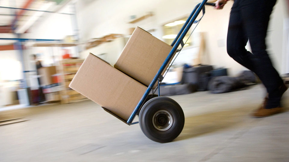 How long does it take for a moving company to deliver?